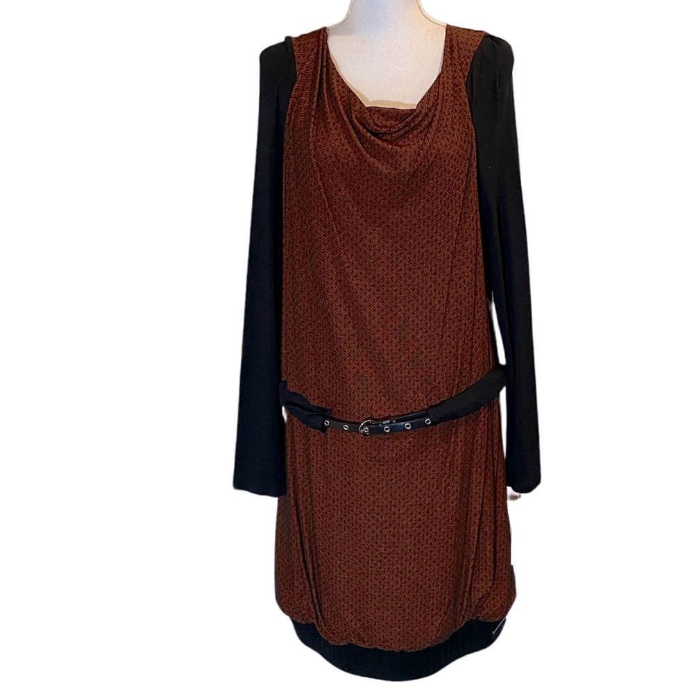 NWT Bai Amour French Lagenlook Dress. Brick Red Color.  Medium